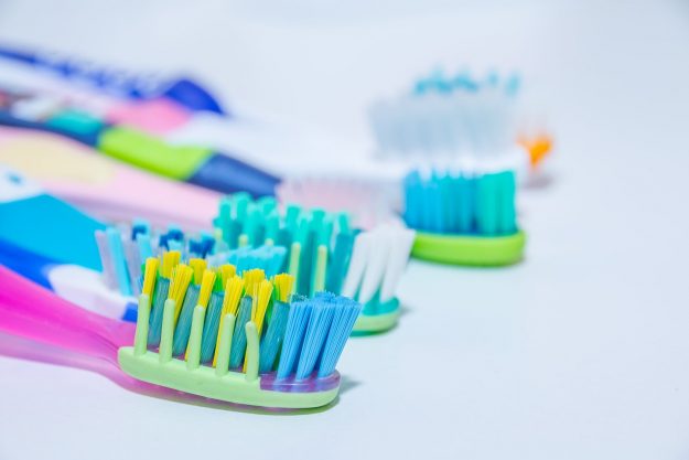 toothbrushes-625x417